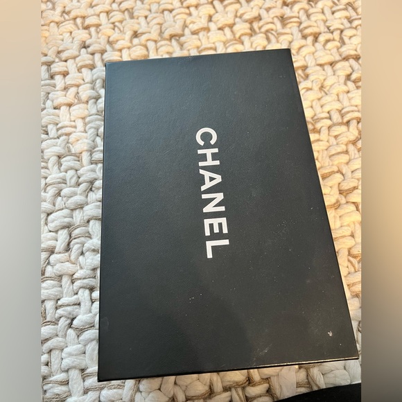 CHANEL TWEED HEELS - Picture 7 of 7